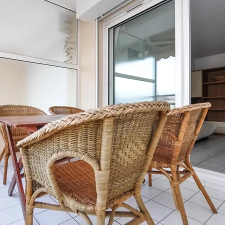 Beautiful Apartment In Vallauris * 발로리스