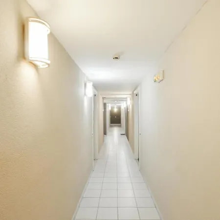 아파트 Beautiful Apartment In Vallauris