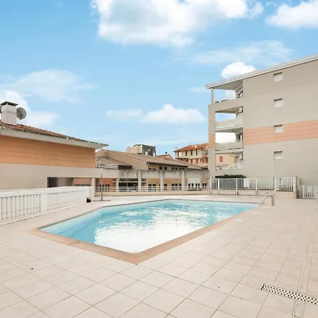 Beautiful Apartment In Vallauris Διαμέρισμα *